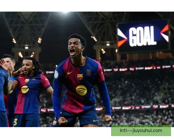 多西公开杯决赛上演精彩远射首开纪录引爆全场热情