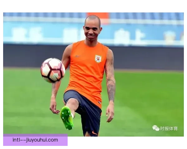 守田英正精彩远射破门建功 助力球队迎来关键胜利