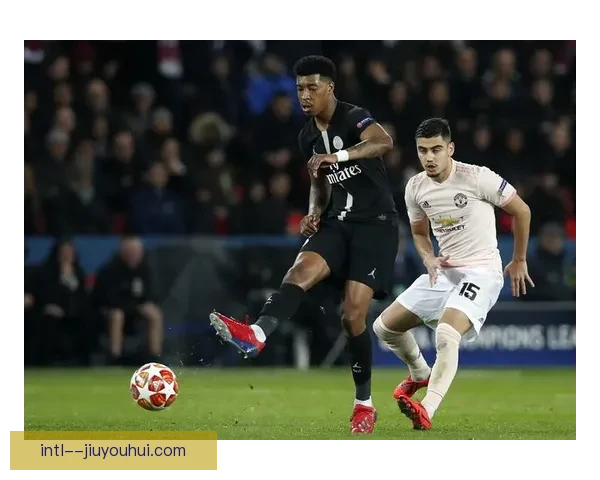 巴黎圣日耳曼确认金彭贝因伤再次缺席欧战小组赛