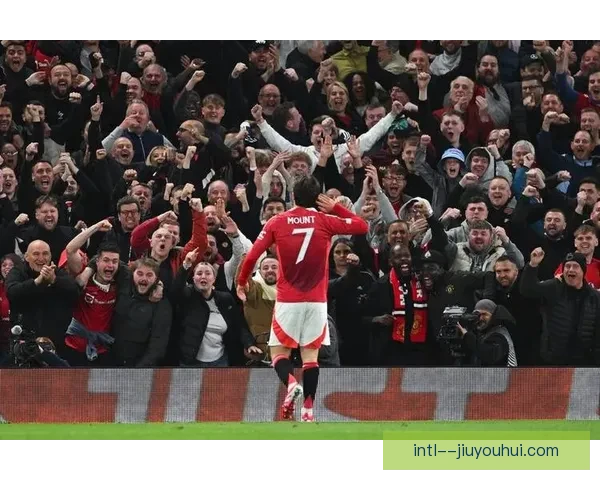 曼城欧冠主场遭热刺逆袭淘汰 出线梦想碎裂球迷失望至极