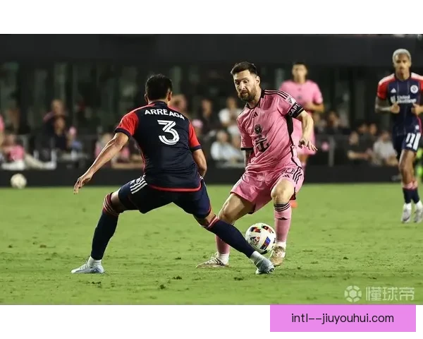 梅西替补登场半场上演帽子戏法震撼全场再显王者风采