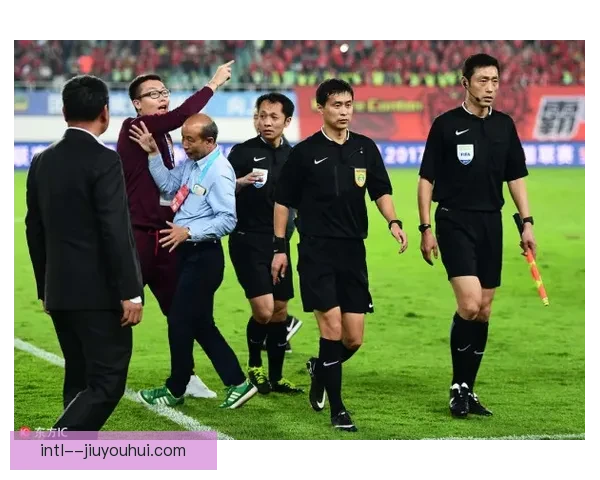 苏超老牌德比赛后球迷冲突引发苏格兰足协调查