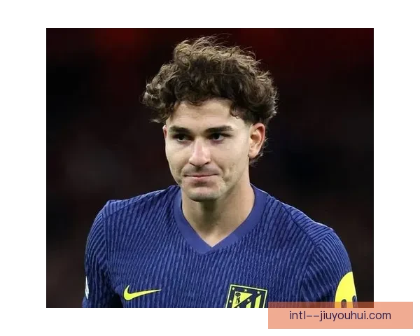 西汉姆签下阿尔瓦雷斯重磅加盟英超引发关注