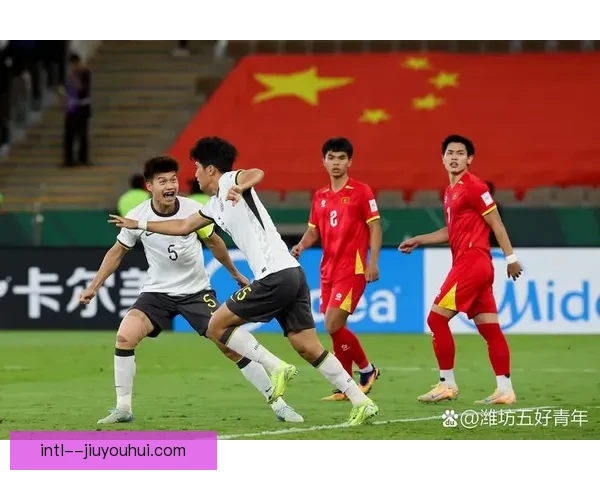 国足客场惨败越南以一比三创历史最差纪录 国足客场惨败越南以一比三创历史最差纪录